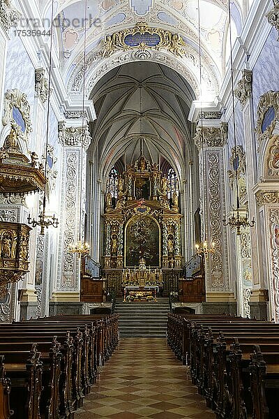 Stiftskirche St. Maria  Altar  Stift Göttweig  Furth bei Göttweig  Niederösterreich  Österreich  Europa