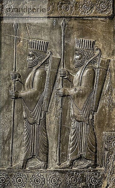 Relief der Delegationen der Treppenanlage  Persepolis (Pars)  Achämeniden (559-330 v. Chr.)  Nationalmuseum  Teheran  Teheran  Iran