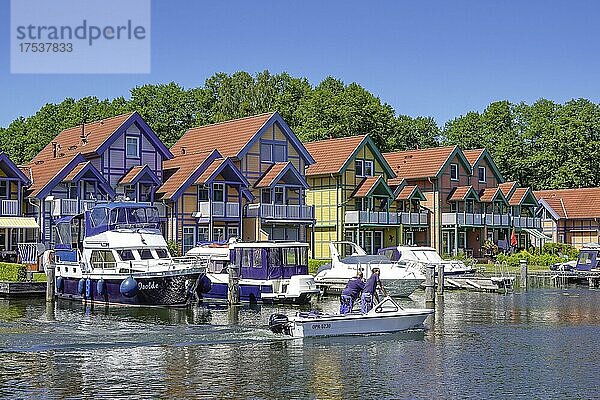 Ferienpark Rheinsberger Hafendorf  Rheinsberg  Landkreis Ostprignitz-Ruppin  Brandenburg  Deutschland  Europa