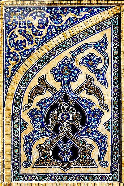Fayence-Mosaike  Süd-Iwan  Freitags-Moschee  Masjid-e Jomeh  Isfahan  Isfahan  Iran