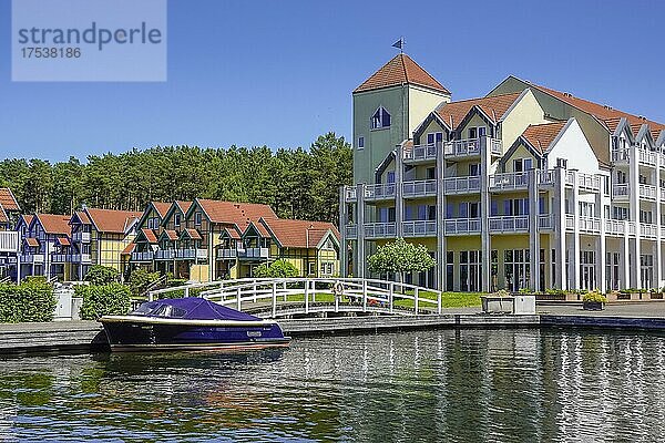 Ferienpark Rheinsberger Hafendorf  Rheinsberg  Landkreis Ostprignitz-Ruppin  Brandenburg  Deutschland  Europa