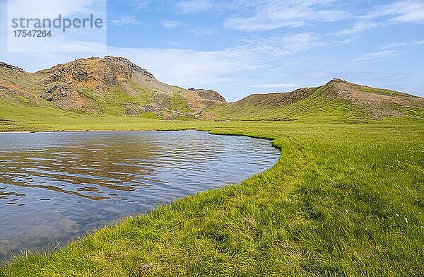 See Djúpavatn  isländisches Hochland  Reykjanes Halbinsel  Island  Europa