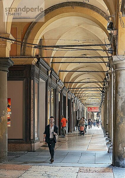 Säulengang von Pavaglione  Säulengänge von Bologna  Italien  Europa