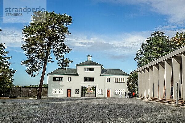 Eingangsgebäude zum Häftlingslager Turm A  Gedenkstätte und Museum Konzentrationslager Sachsenhausen  Oranienburg  Landkreis Oberhavel  Brandenburg  Deutschland  Europa