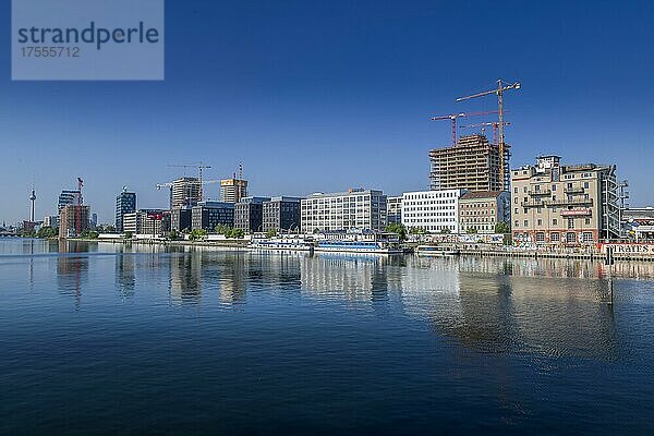 Mediaspree  Zalando  Wohnturm Living Levels  Mercedes Benz Vertriebszentrale  Mühlenstraße  Spreeufer  Friedrichshain  Berlin  Deutschland  Europa