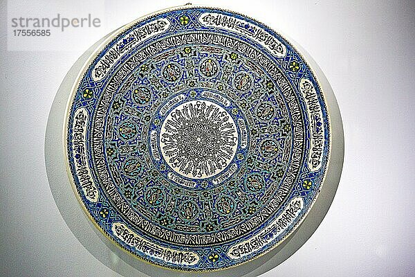 Fayencen  osmanische Periode  Museum für Keramikarbeiten  Große Karatay Medrese  Konya  Türkei  Konya  Türkei  Asien