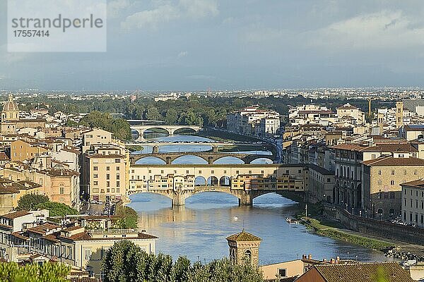 Ponte vecchio  Florenz  Italien  Europa