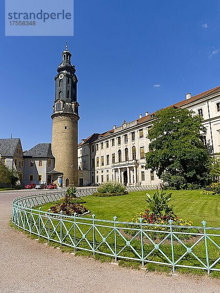 Weimarer Stadtschloss  auch Residenzschloss  Torbau Bastille und Hausmannsturm  Weimar  Thüringen  Deutschland  Europa