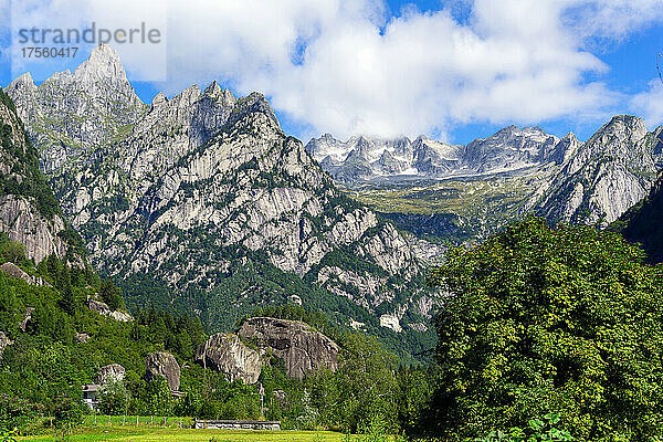 Italien  Lombardei  Valtellina  Val Masino