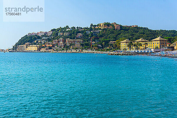 Italien  Ligurien  Arenzano  der Strand