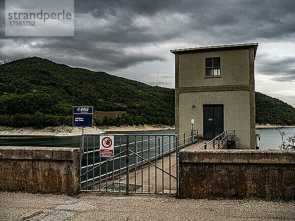 Italien  Latium  Posticciola  Turano-Staudamm am Turano-See