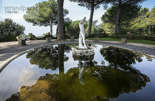 Die Gärten des Apostolischen Palastes  Sommerresidenz der Päpste  Castel Gandolfo  Italien