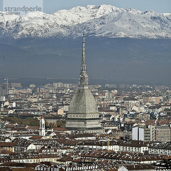 Italien  Piemont  Turin  Stadtbild mit Mole Antonelliana