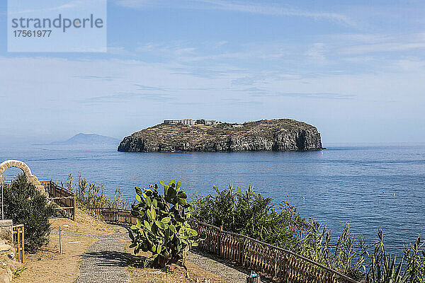 Italien  Latium  Ventotene  Insel Santo Stefano