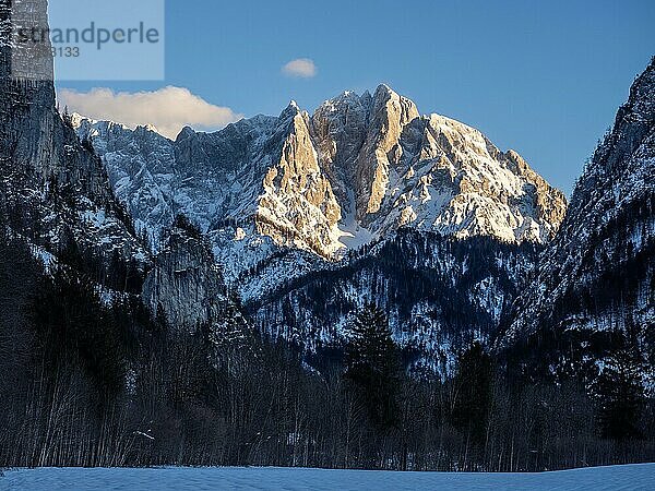 Großer Ödstein im Abendlicht  Weng bei Admont  Nationalpark Gesäuse  Steiermark  Österreich  Europa