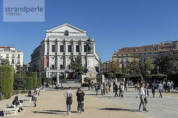 Plaza de Oriente mit Opernhaus  Teatro Real  Prachtbau  Madrid  Hauptstadt  Spanien  Europa