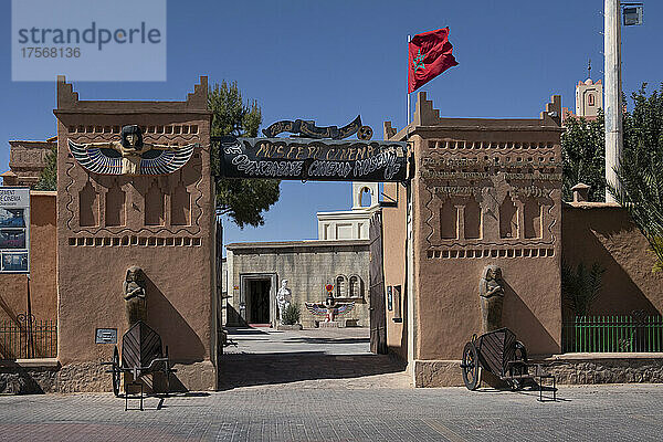 Ouarzazate Musee du Cinema  Ouarzazate  Straße der Kasbahs  Atlasgebirge  Südmarokko  Marokko  Nordafrika  Afrika