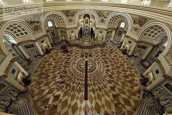 Innenraum der Rotunda-Kirche in Mosta  Malta  Mittelmeer  Europa