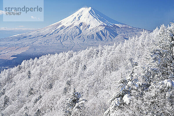 Berg Fuji vom Berg Mitsutoge  Yamanashi