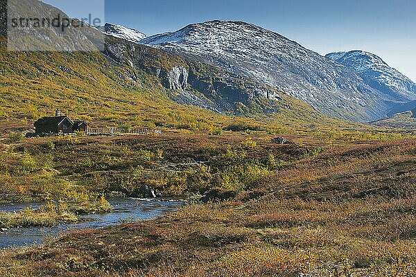 Hütten im Fjell  More og Romsdal  Norwegen  Europa