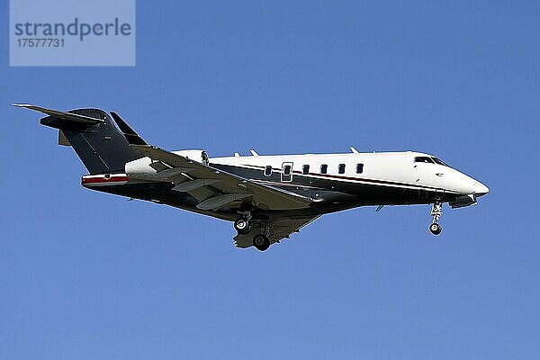Flugzeug Global Jet Luxembourg  Bombardier BD-100-1A10 Challenger 350  LX-GJM