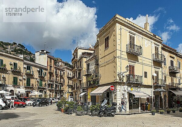 Stadt Monreale bei Palermo  Sizilien  Italien  Europa