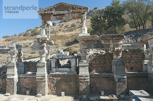 Ruinen von Ephesos  antike Ausgrabungsstätte  Türkei  Asien