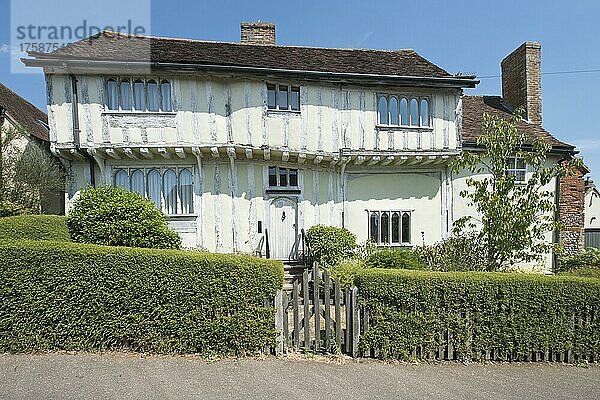Häuser in Lavenham in der ortstypischen Fachwerkarchitektur  Suffolk  England  Großbritannien  Europa