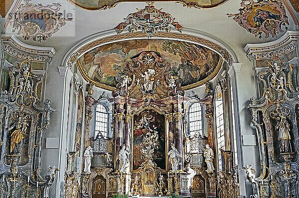 Hauptaltar  Pfarrkirche St. Pankratius  Wiggensbach  Allgäu  Bayern  Deutschland  Europa