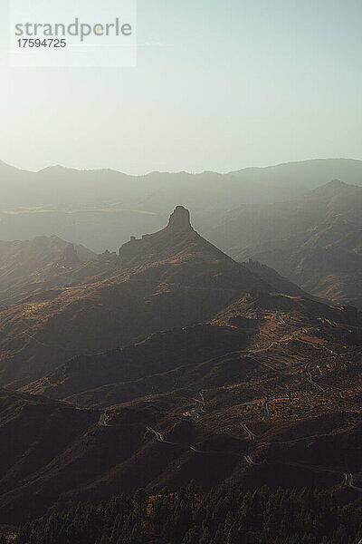 Malerische Landschaft und Roque Nublo  Gran Canaria  Spanien