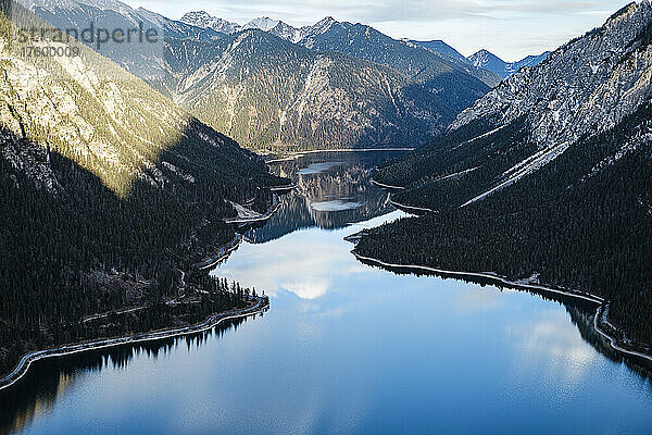 Plansee von Tauern aus gesehen  Ammergauer Alpen  Reutte  Tirol  Österreich