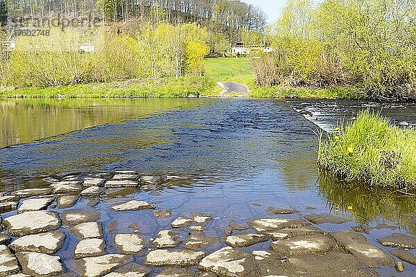 Querbare Furt der Zschopau in Limmritz  Döbeln  Sachsen  Deutschland  Europa