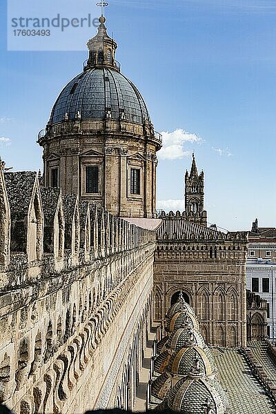 Turm der Kathedrale Maria Santissima Assunta  Normannendom  Palermo  Sizilien  Italien  Europa