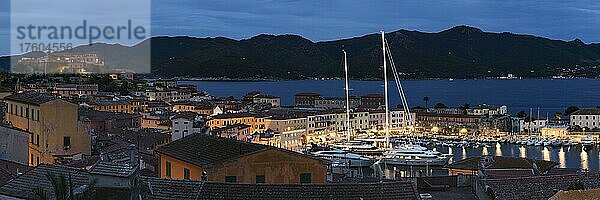 Altstadt und Hafen  Portoferraio  Insel Elba  Provinz Livorno  Toskana  Italien  Europa