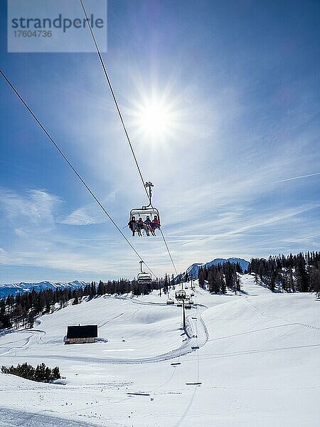 Skigebiet  Vierer-Sesselbahn  Tauplitzalm  Steiermark  Österreich  Europa