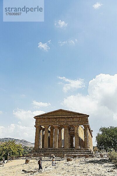 Griechischer Tempel von Concordia  Tal der Tempel  Agrigent  Sizilien  Italien  Europa