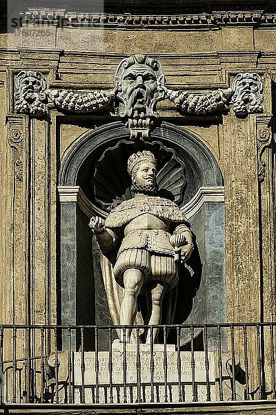 Figur am Quattro Canti  vier Ecken  barocke Architektur  Piazza Vigliena  Platz im historischen Zentrum von Palermo  Sizilien  Italien  Europa
