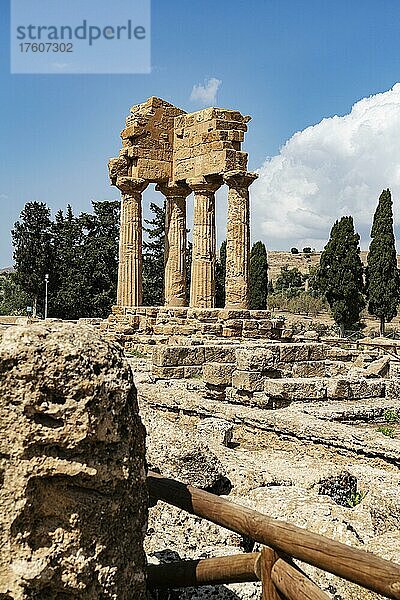 Tempelruine  Tal der Tempel  Agrigent  Sizilien  Italien  Europa