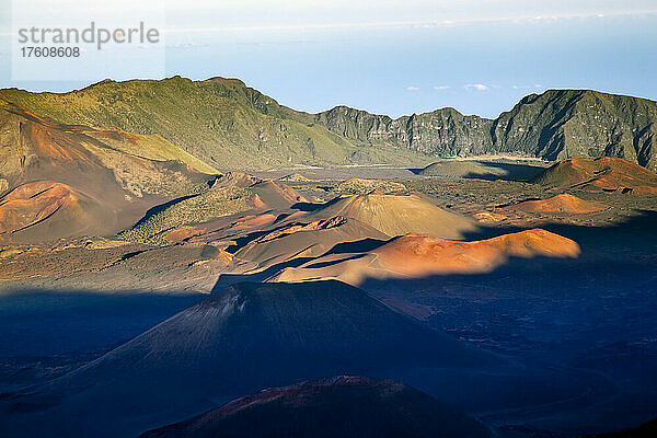 Schlackenkegel  Haleakala-Krater  Haleakala-Nationalpark  Maui  Hawaii  USA