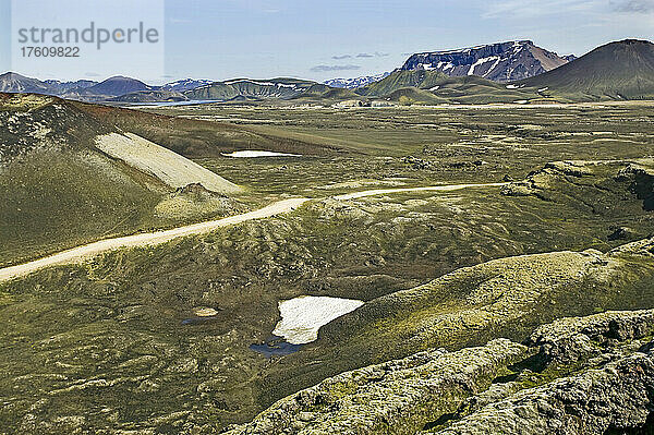 Berglandschaft bei Landmannalaugar  Fjallabak Naturreservat; Island