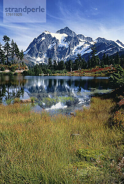 Mount Shuksan und Picture Lake Mount Baker National Forest Washington  USA