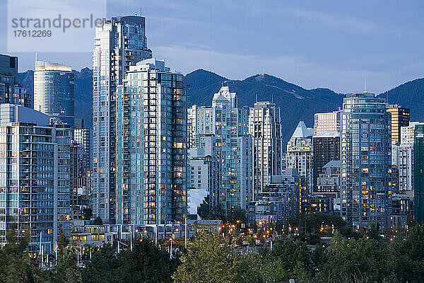 Skyline von Vancouver  Britisch-Kolumbien  Kanada