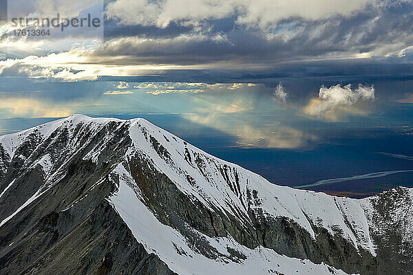 Muldrow-Gletscher auf dem schneebedeckten Mount McKinley.