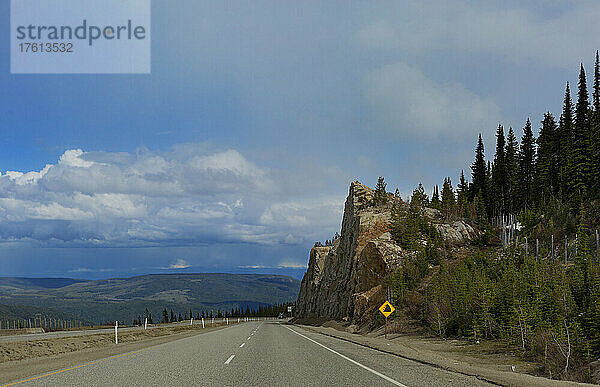 Highway 97C zwischen Merritt und Kelowna  BC  Kanada; British Columbia  Kanada