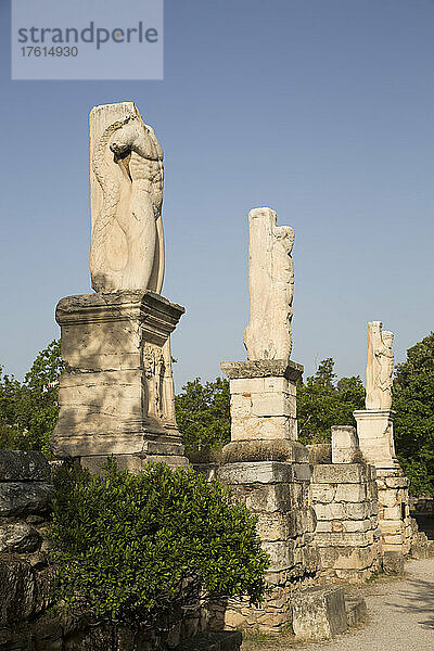 Statuen  Odeon des Agrippa  Antike Agora von Athen; Athen  Griechenland