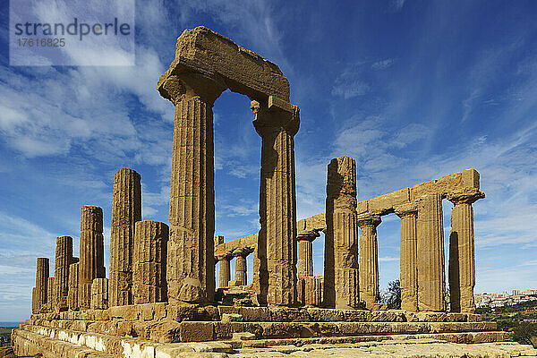 Giunone-Tempel  Tal der Tempel  Agrigento  Sizilien  Italien; Tal der Tempel  Agrigento  Sizilien  Italien.