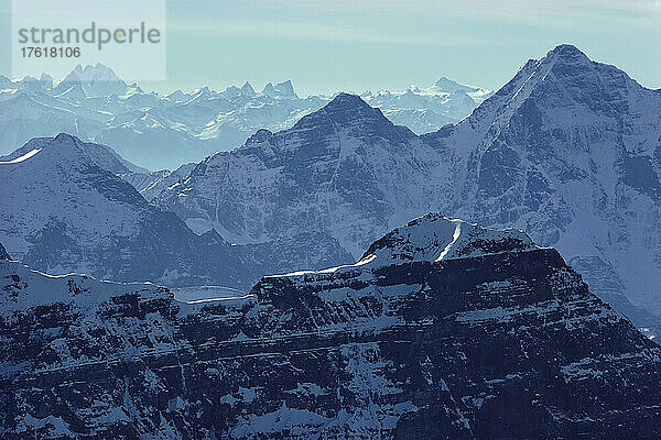 Blick vom Mount Temple Banff National Park  Alberta Kanada