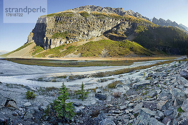 Mount Fairview vom westlichen Ende des Lake Louise  Banff National Park  Alberta  Kanada