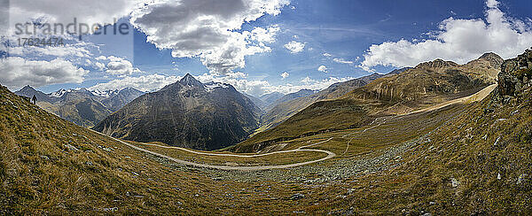 Panoramablick von der Wildspitze