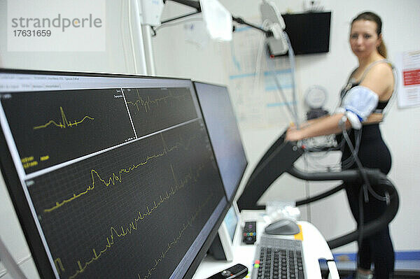 Kardiologischer Dienst: Belastungstest im EKG (Elektrokardiogramm).